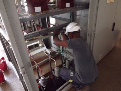 Manutenção de cabine primária e secundária